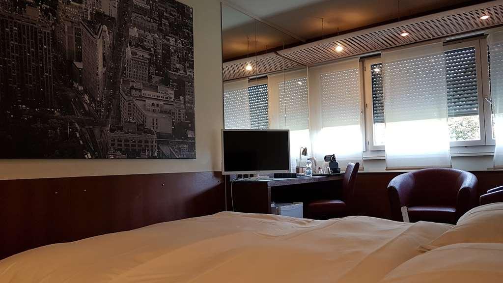 Hostellerie De La Vendee Lancy Cameră foto